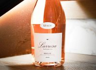 Larrosa sigue fiel a San Valentín